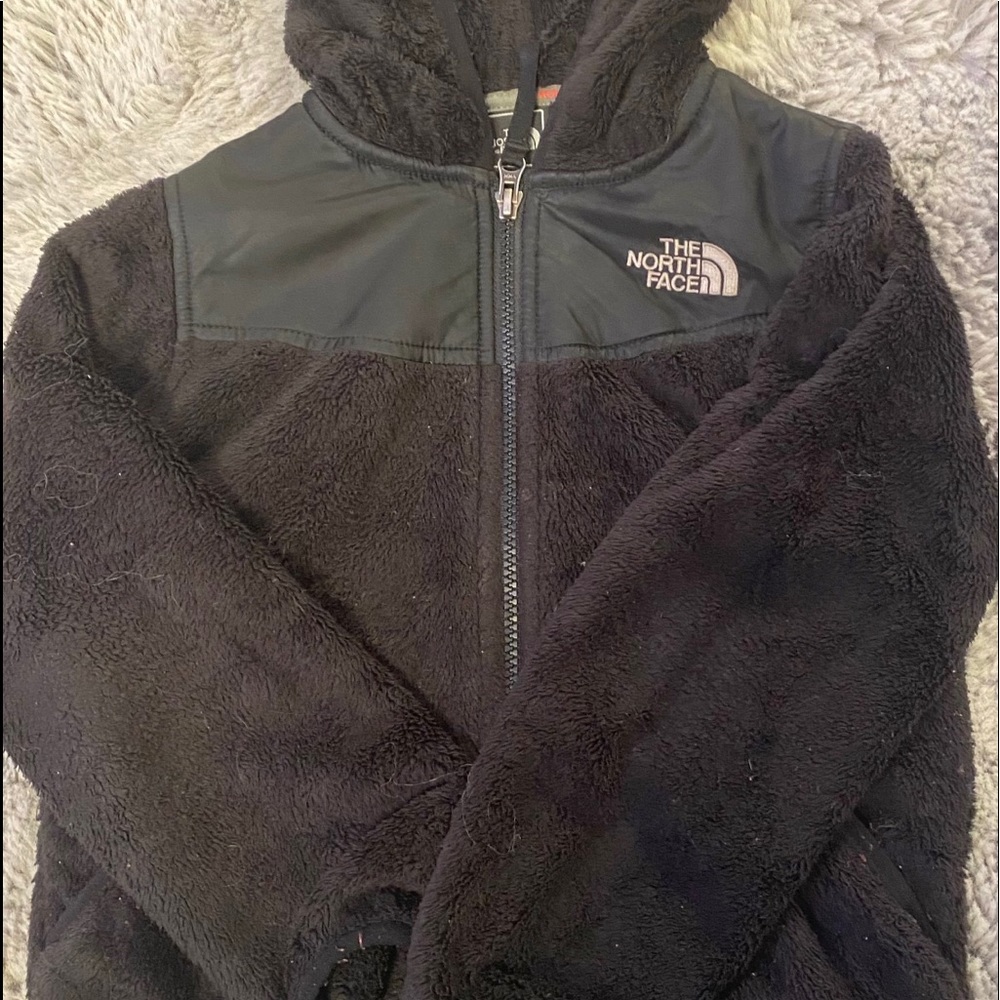 Inderarmour sweatshirt